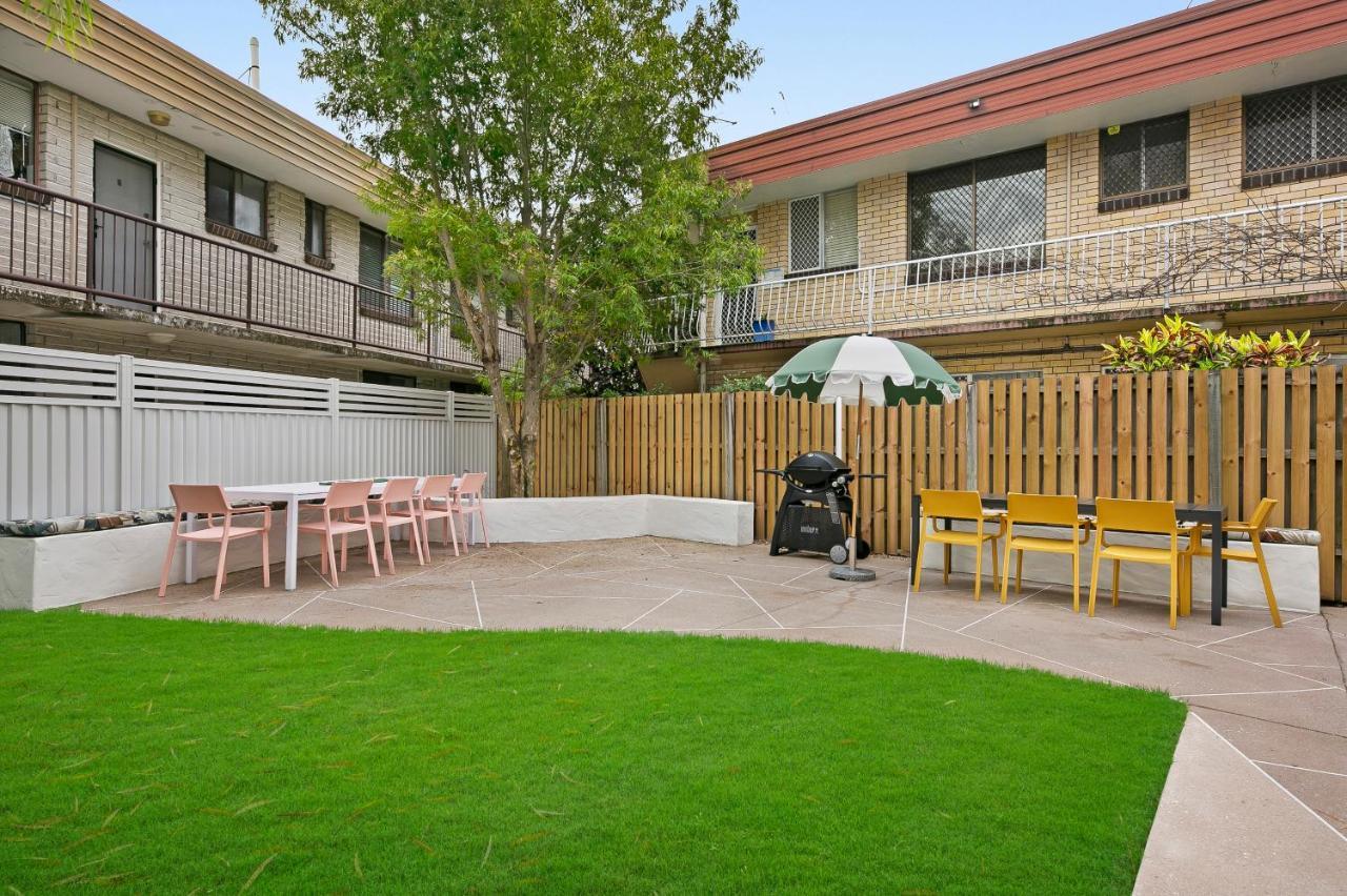 Spacious 4-bed With Mediterranean Touches * Gold Coast